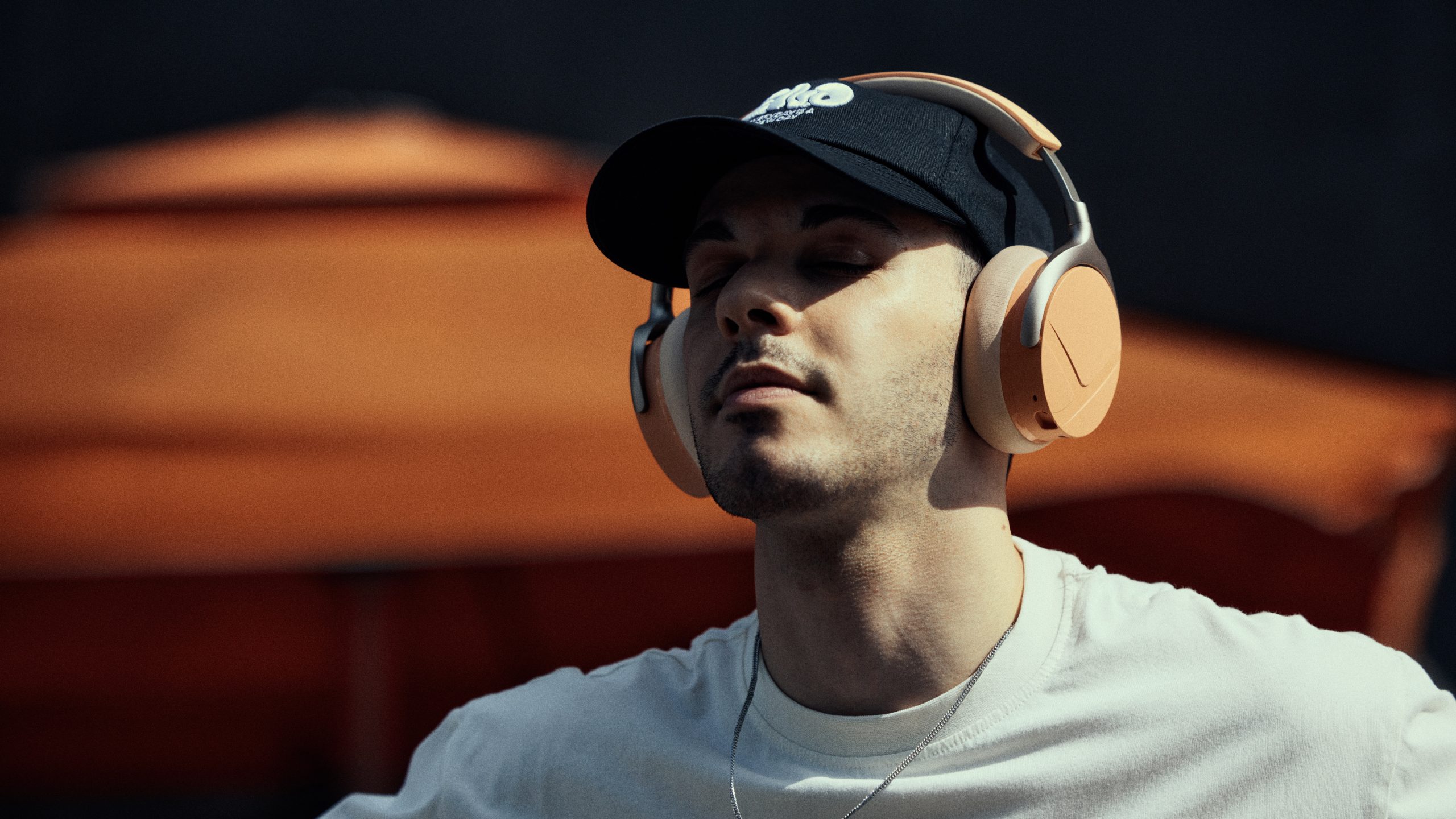 Bốn tùy chọn màu sắc của Beyerdynamic Aventho Y