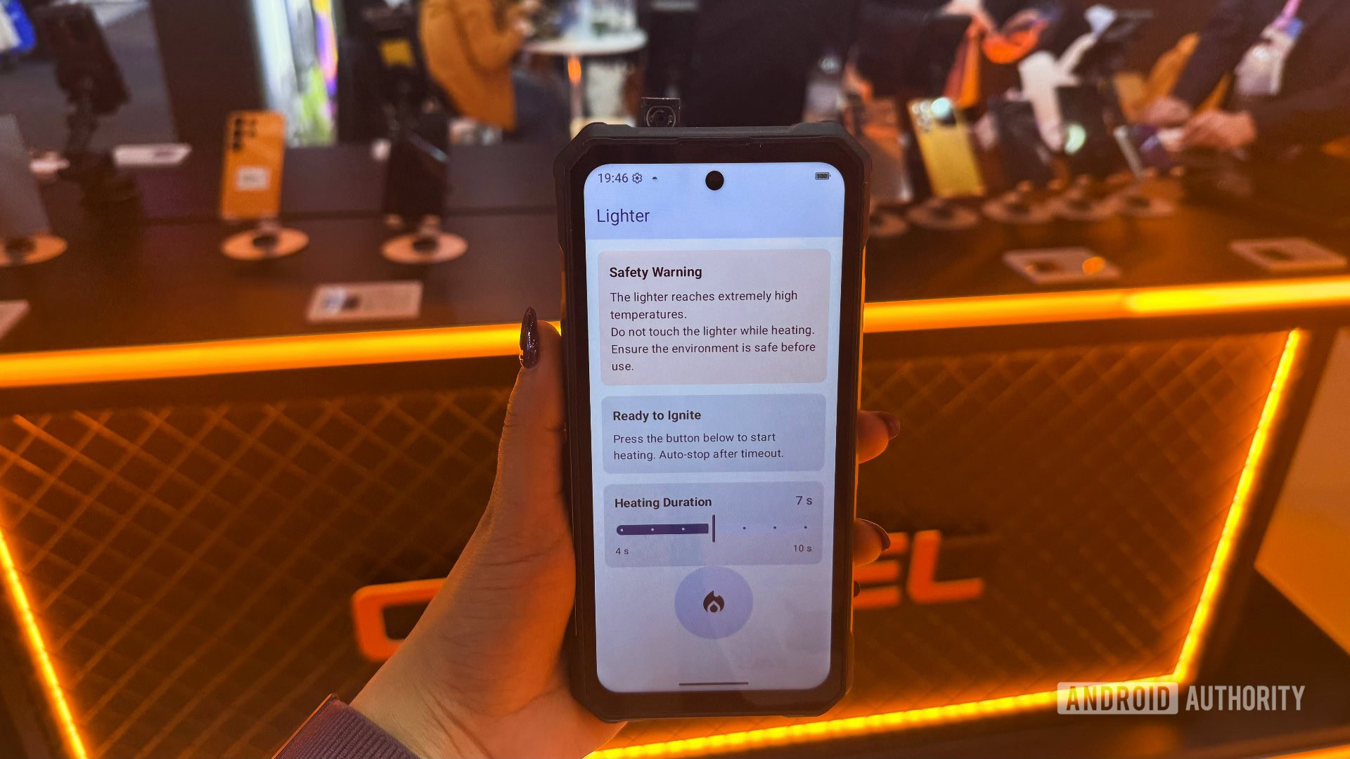 Trên tay điện thoại siêu bền Oukitel WP63