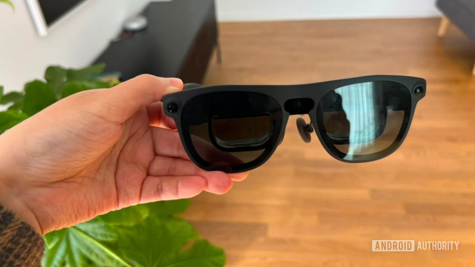 Kính thực tế tăng cường XREAL Aura