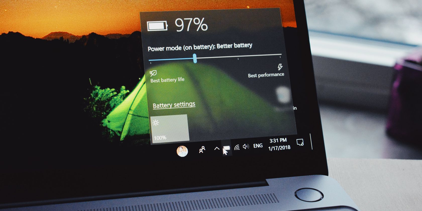 Quản lý nguồn sạc và kéo dài tuổi thọ pin laptop