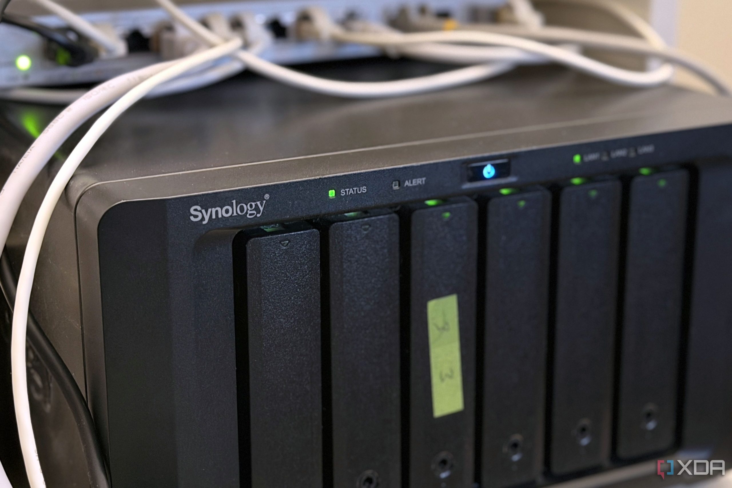 Hệ thống ổ cứng Synology NAS đa khay