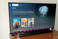 Giao diện ứng dụng Plex trên màn hình smart TV
