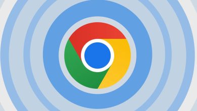 Biểu tượng trình duyệt Google Chrome trên nền đồ hoạ gợn sóng