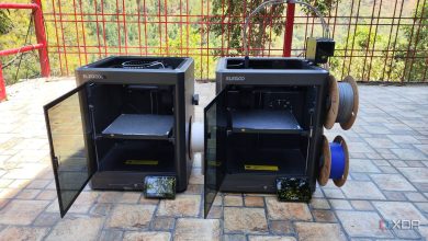 Máy in 3D với hệ thống cấp phôi đa màu tự động