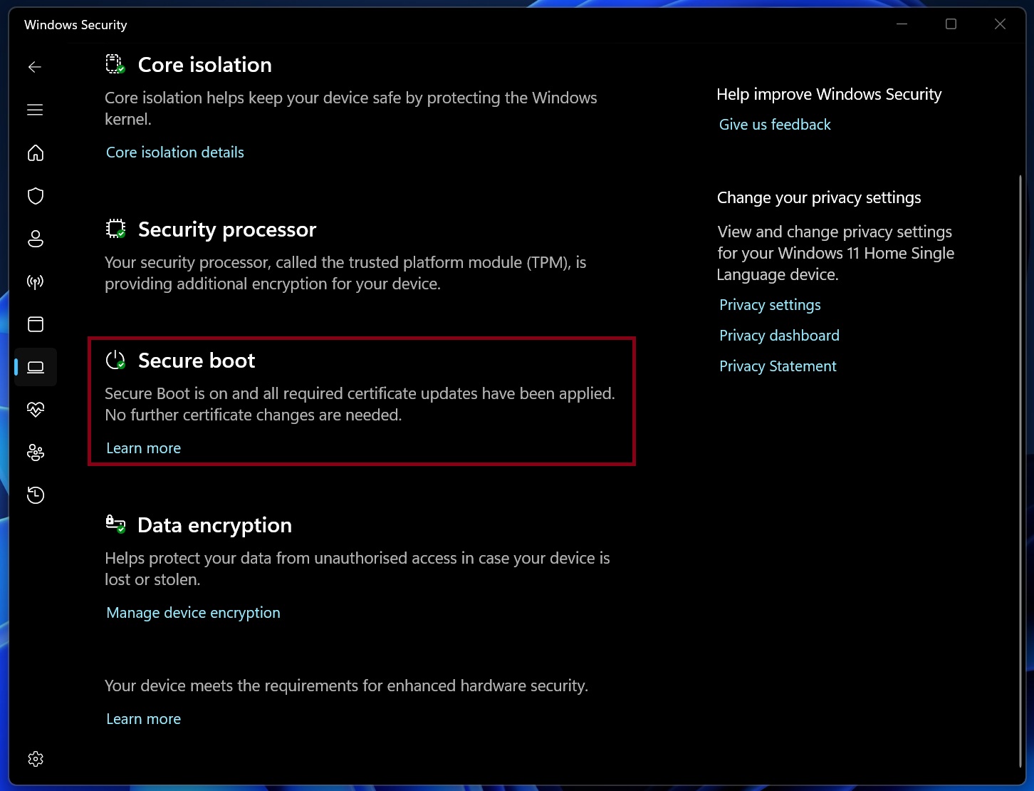 Màn hình Windows Security hiển thị Secure Boot đang bật và thông báo cập nhật chứng chỉ hoàn tất