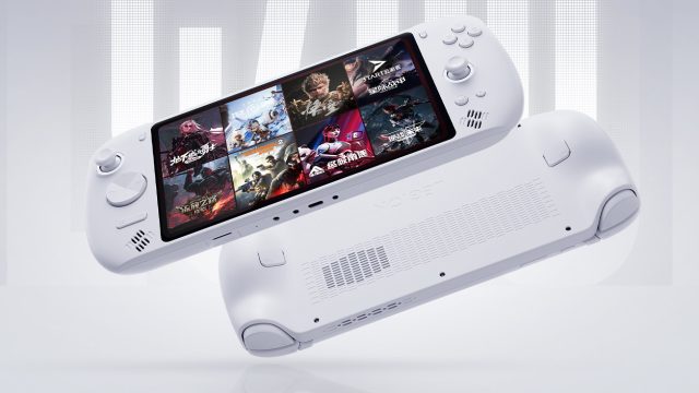 Lenovo Legion C700 mặt trước hiển thị giao diện game và mặt lưng tản nhiệt