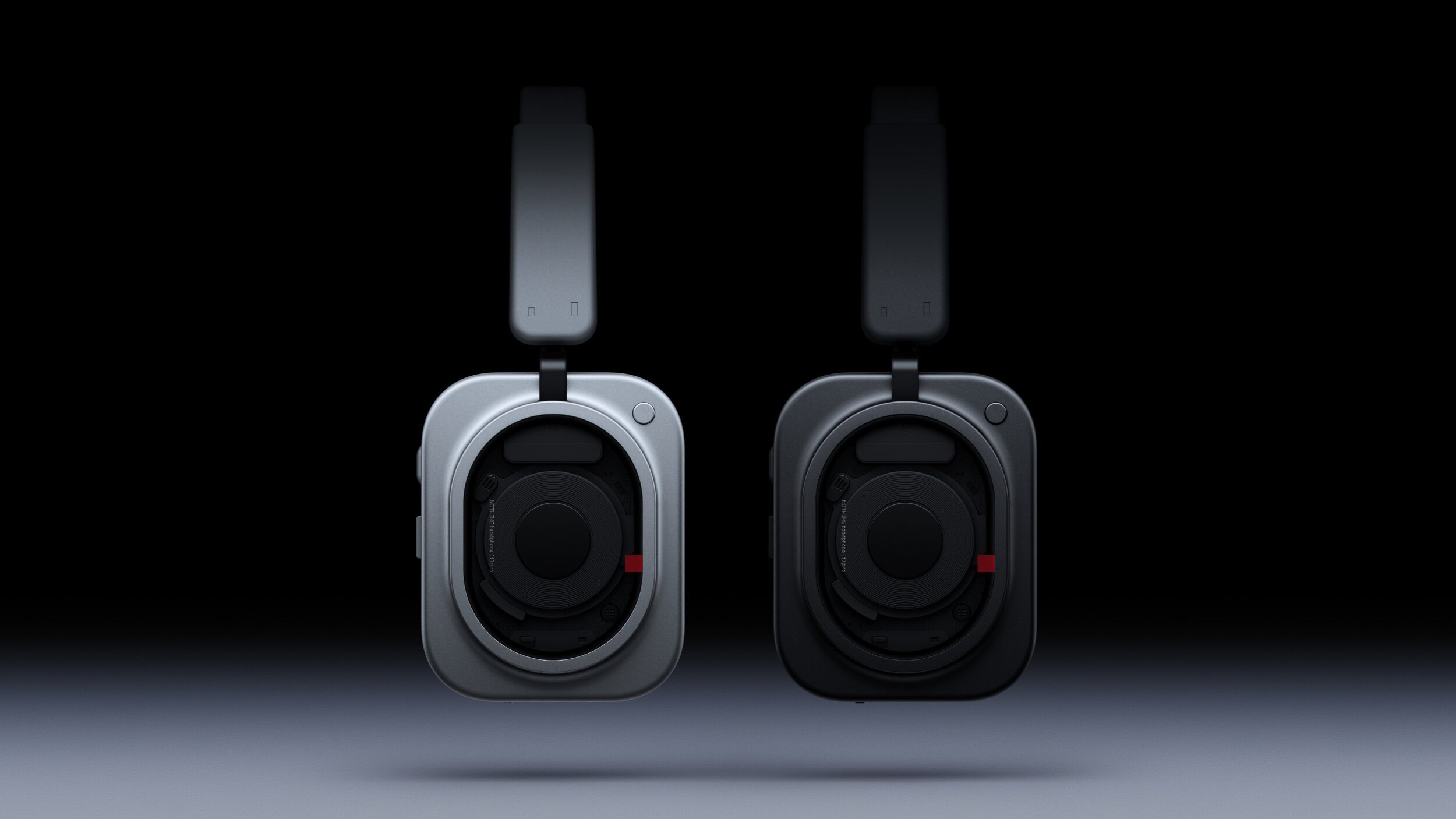 Nothing Headphone (1) Pro với thiết kế trong suốt