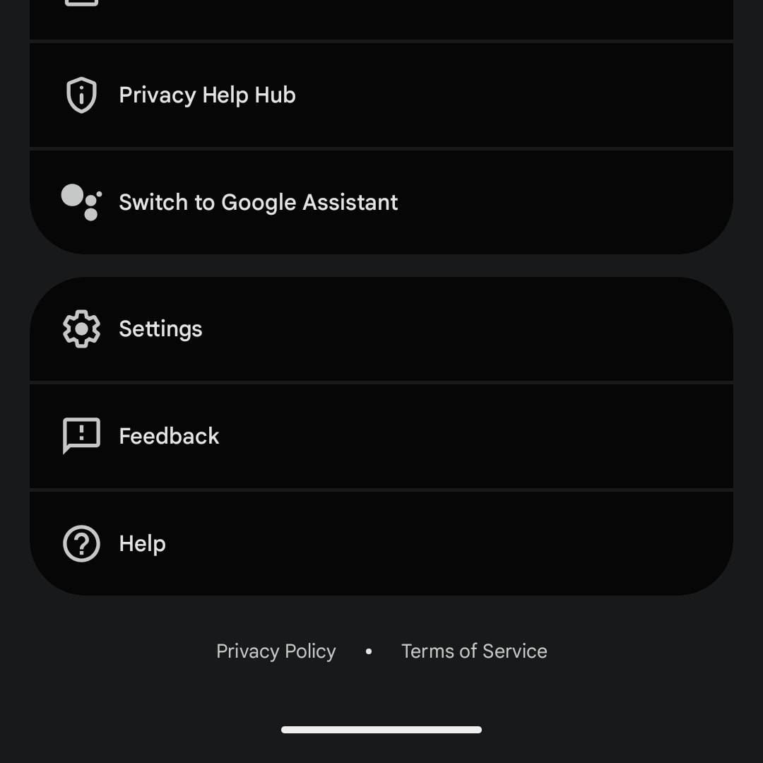 Ảnh chụp menu tài khoản ứng dụng Gemini với tùy chọn Switch to Google Assistant