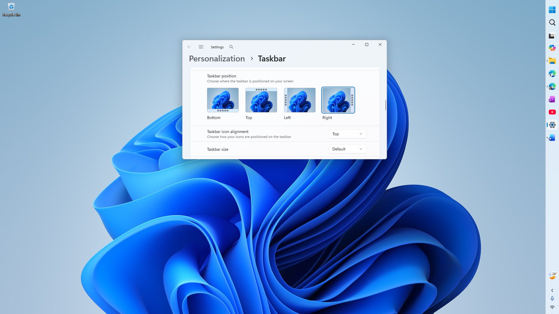 Taskbar nằm bên phải màn hình Windows 11