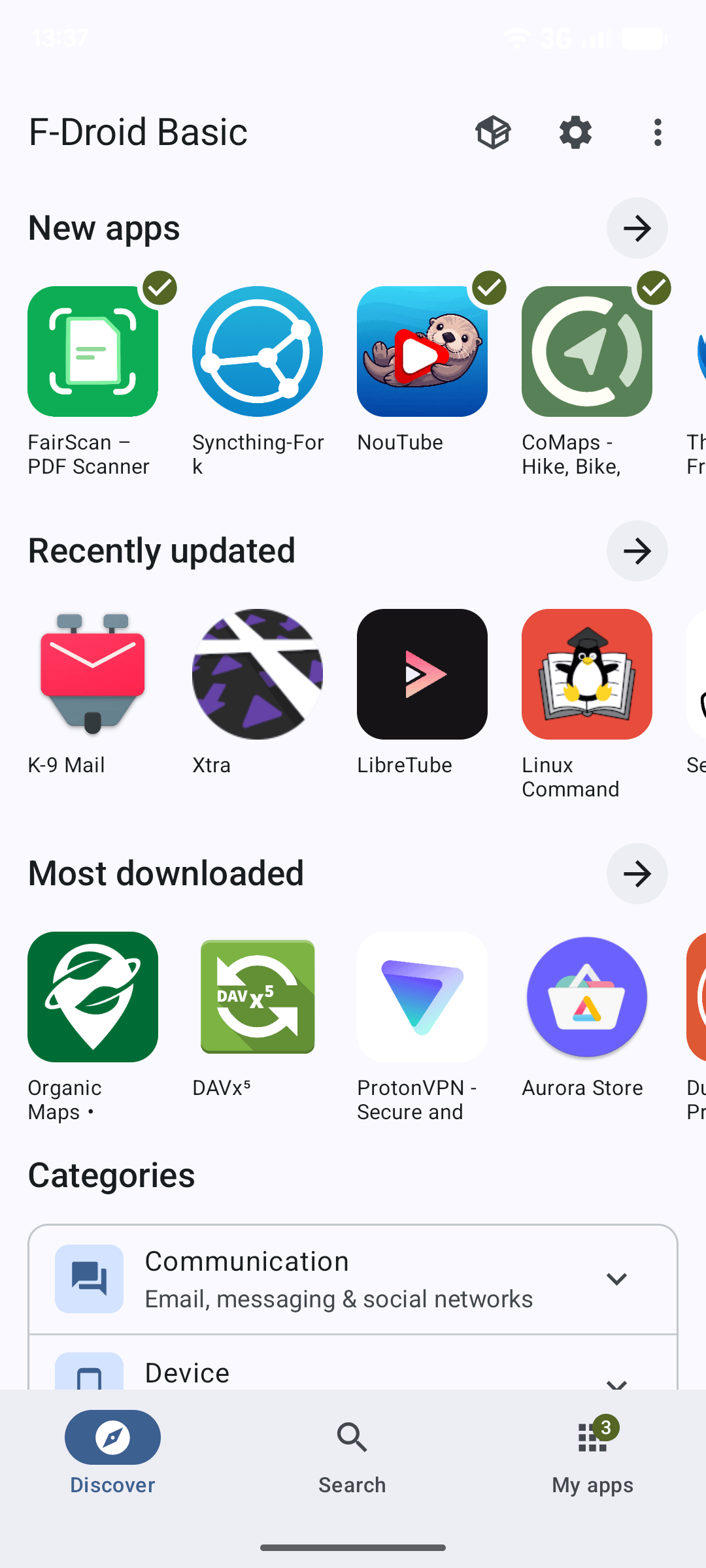 Màn hình Discover với các nhóm ứng dụng trên F-Droid 2.0