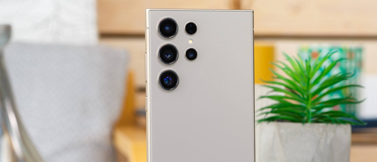 Cụm camera sau của điện thoại flagship