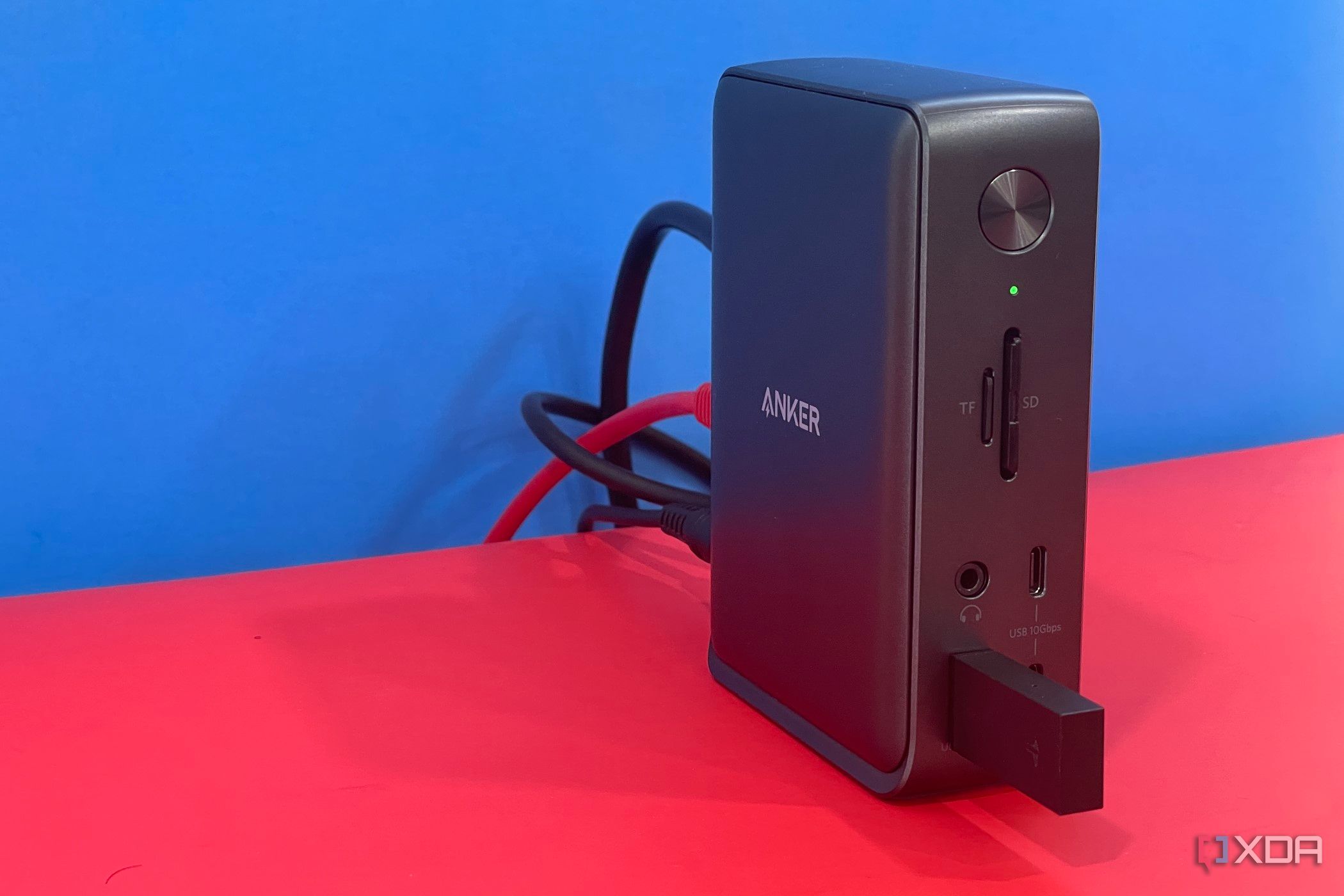 Trạm dock mở rộng cổng USB đa năng