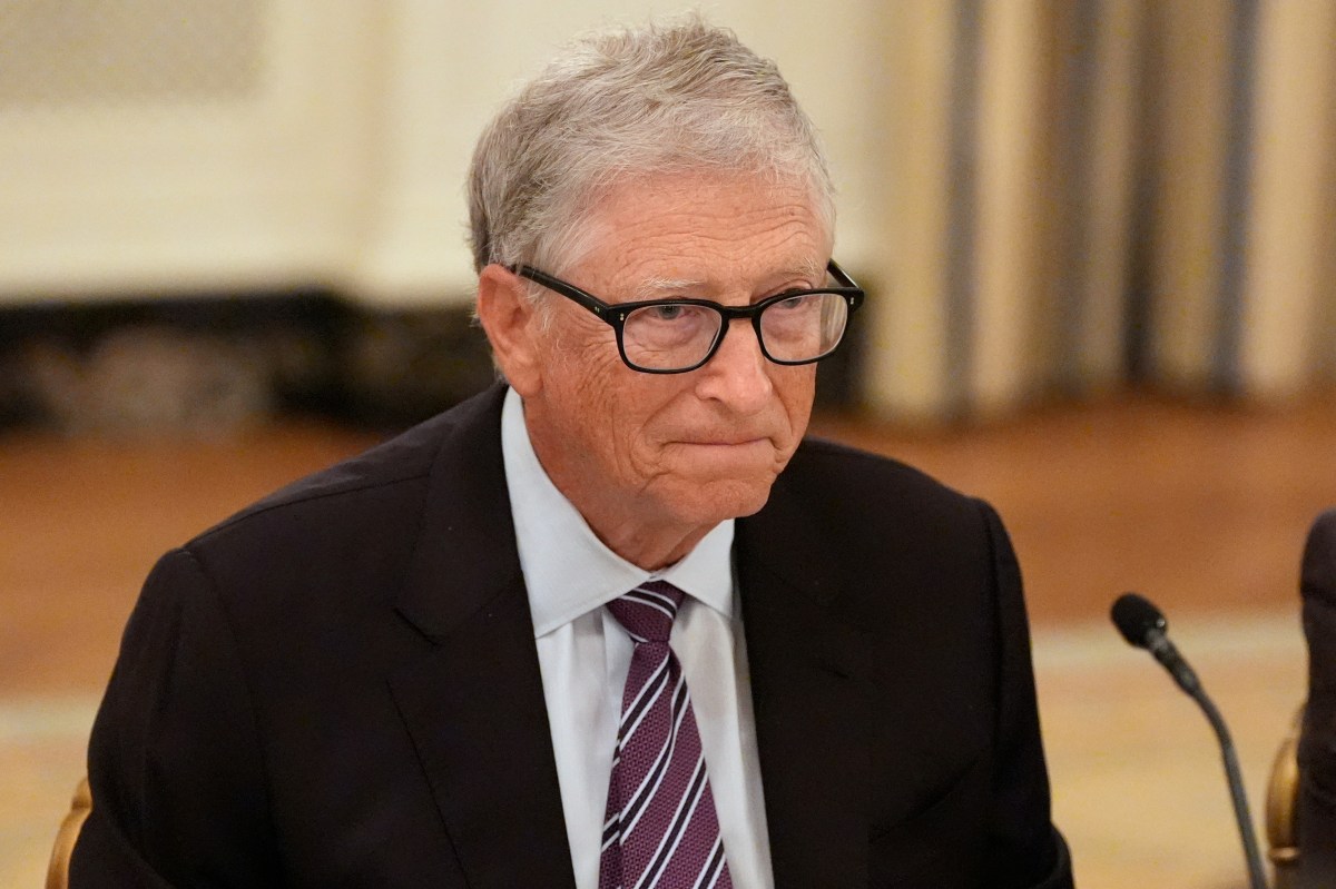 Bill Gates tham gia buổi thảo luận về chính sách quản lý công nghệ