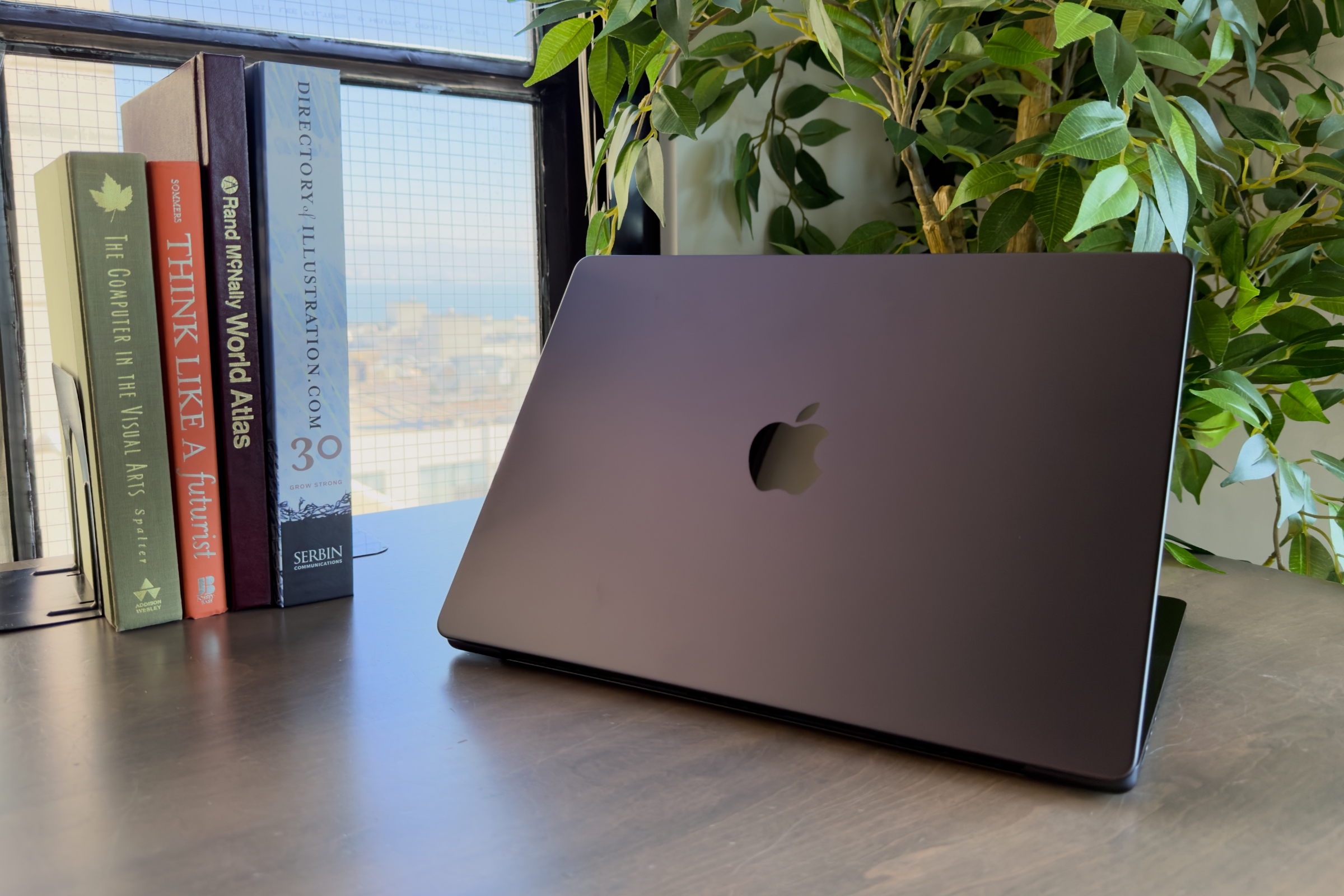 MacBook Pro hiện tại