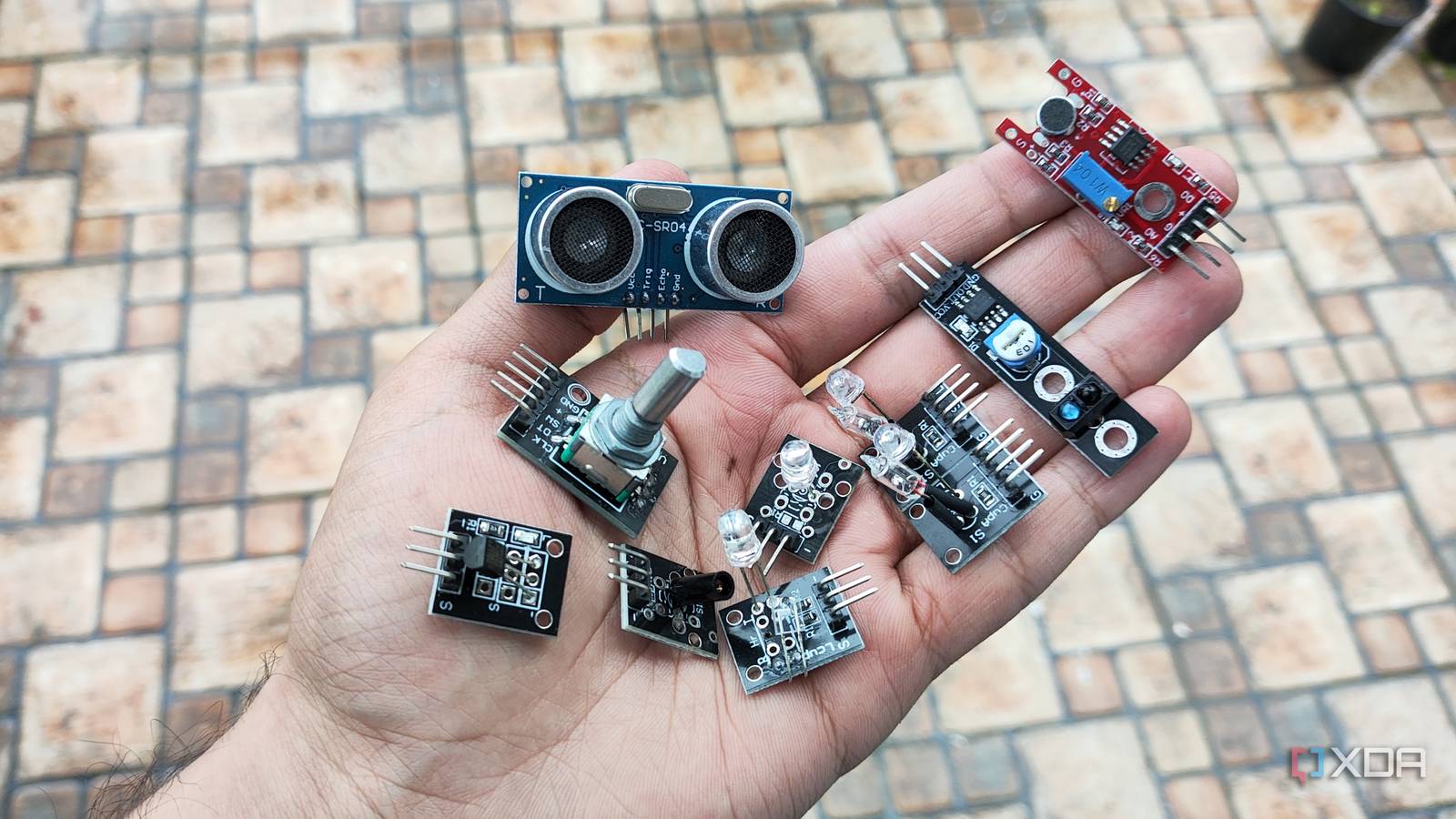 Bộ cảm biến đa dạng cho vi điều khiển ESP32