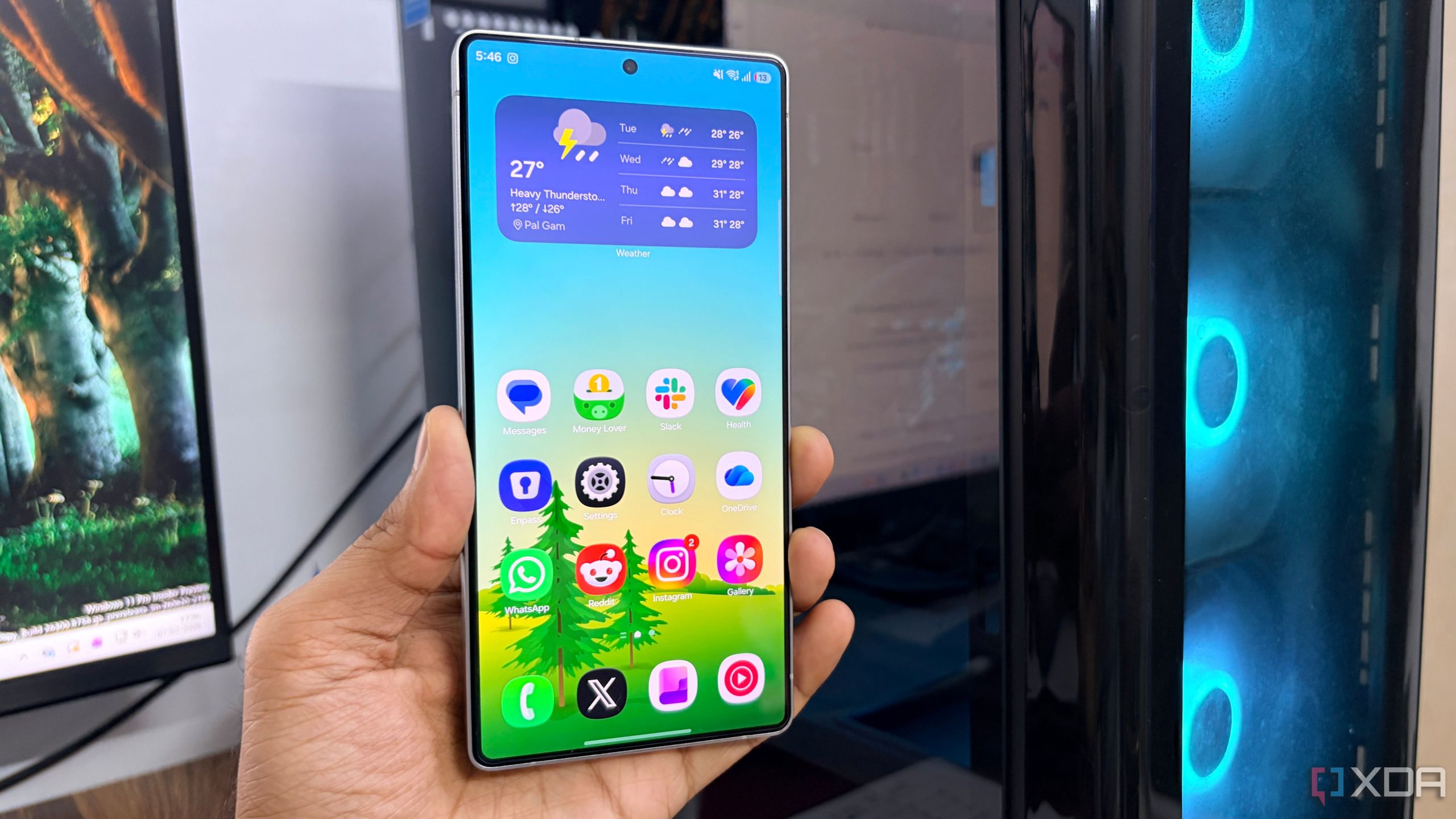Menu cài đặt chăm sóc thiết bị trên TV