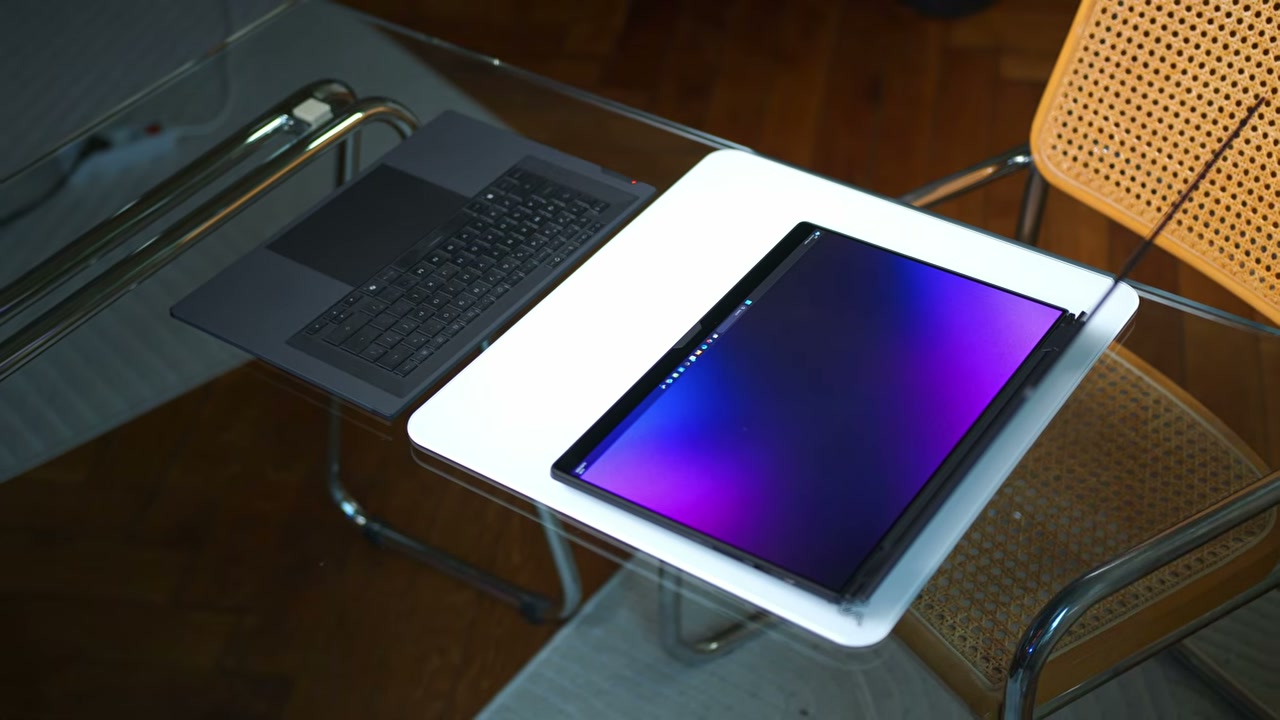 Biểu đồ thời lượng pin của ROG Zephyrus Duo và laptop khác
