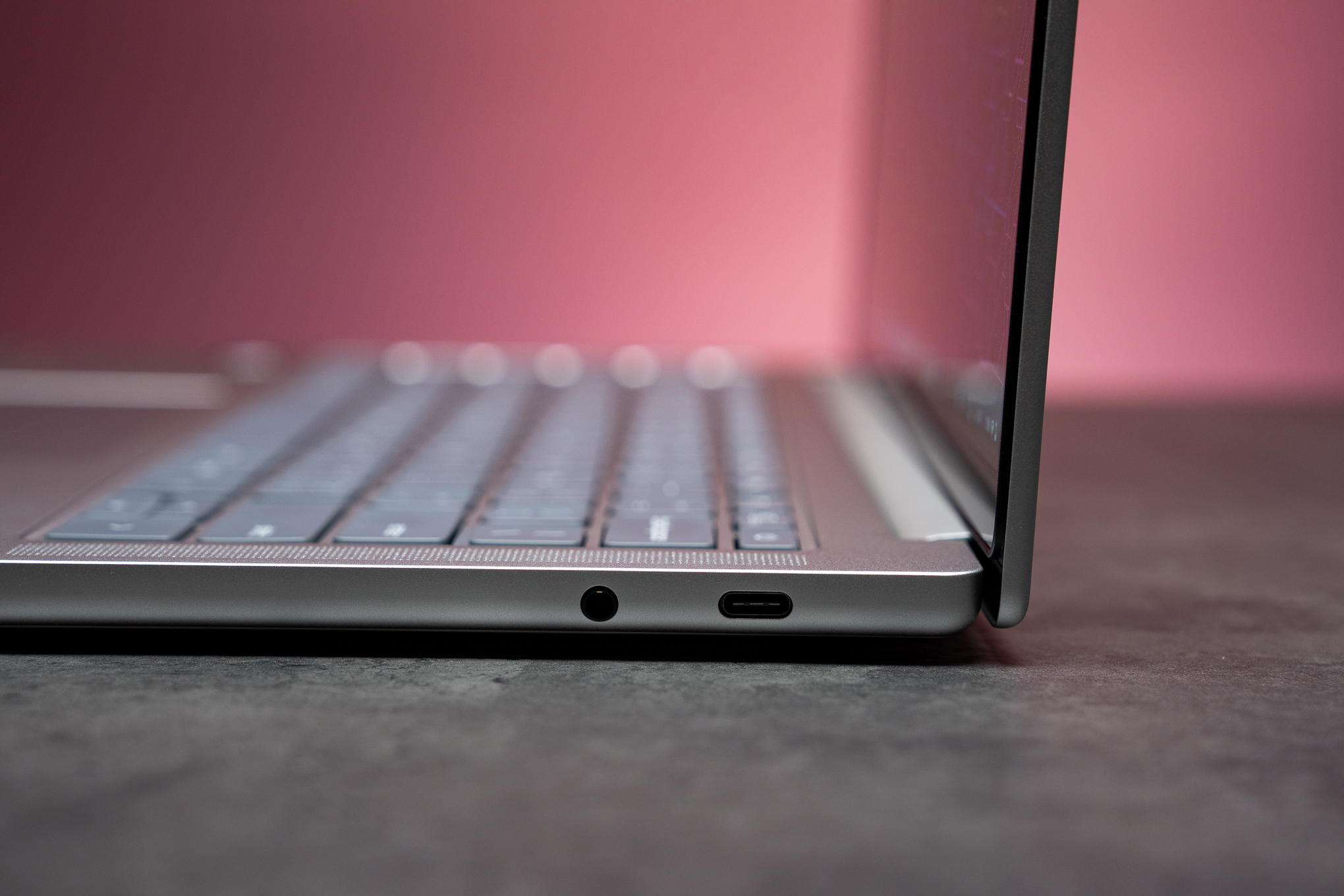 Bàn phím hoàn thiện cao cấp trên Chromebook Plus
