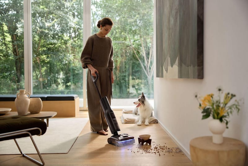 Roborock F25 Ultra Steam Gen 2 dọn dẹp thức ăn thú cưng trong nhà