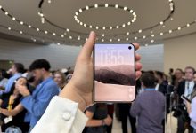 Màn hình ngoài của iPhone Duo