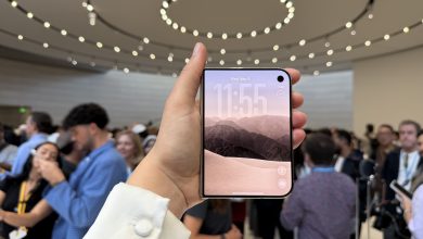 Màn hình ngoài của iPhone Duo
