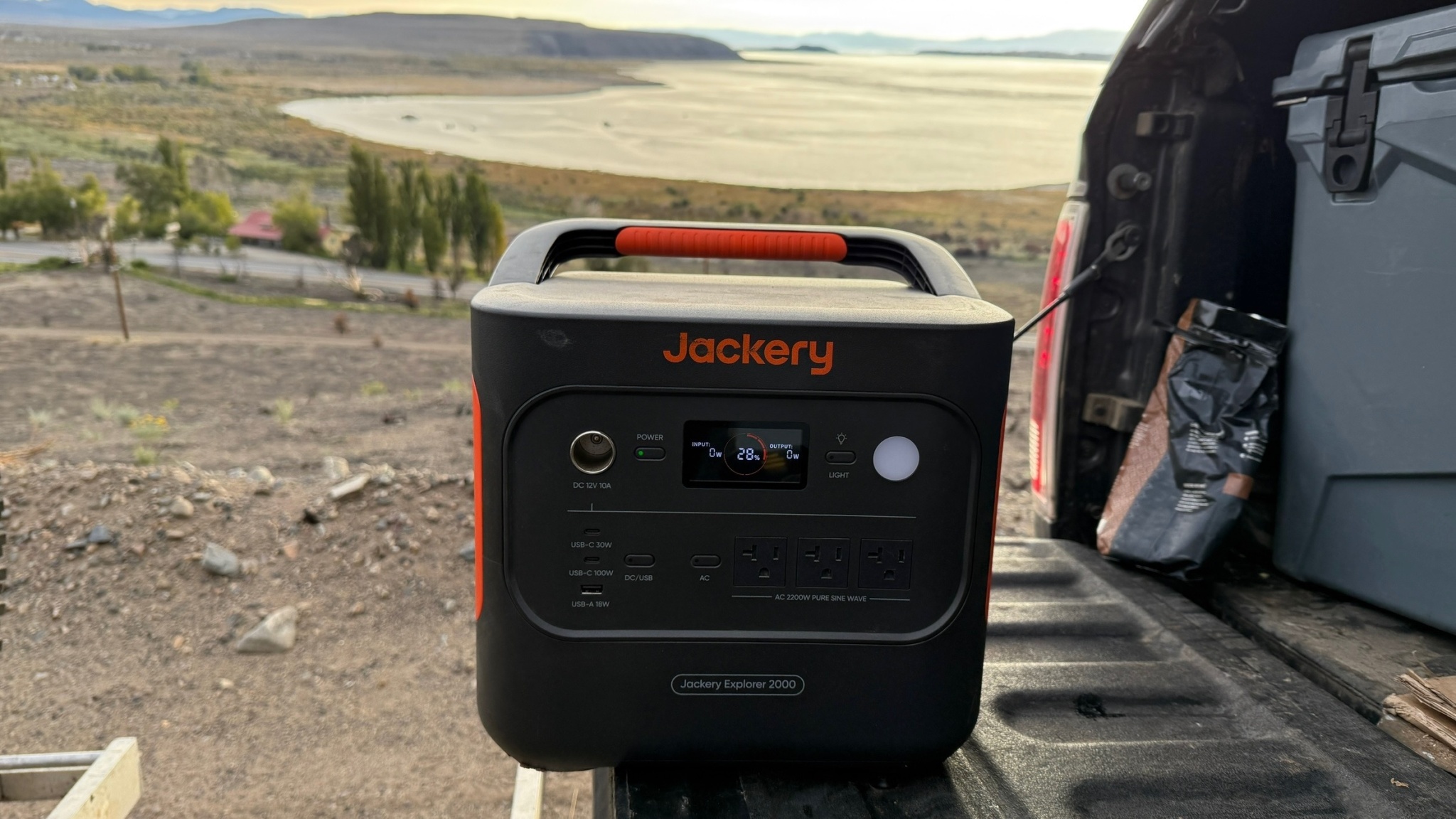 Trạm sạc di động Jackery Explorer 2000 v2
