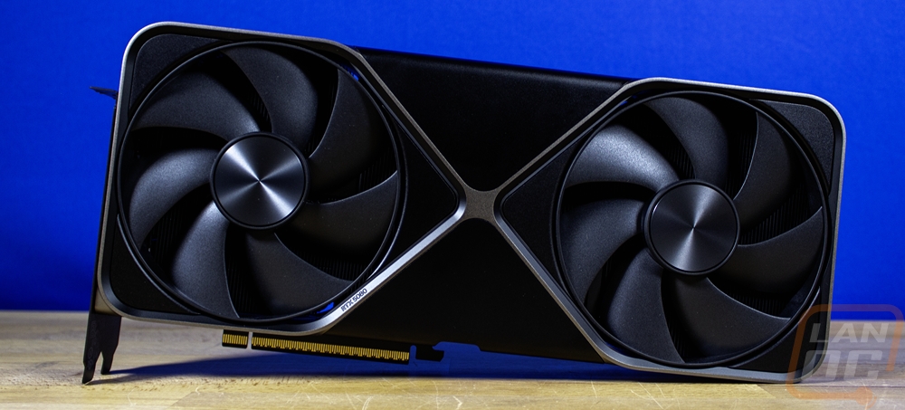 RTX 5080 khi lắp trong máy