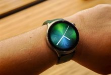 Đồng hồ thông minh Moto Watch Ultra chạy hệ điều hành Wear OS