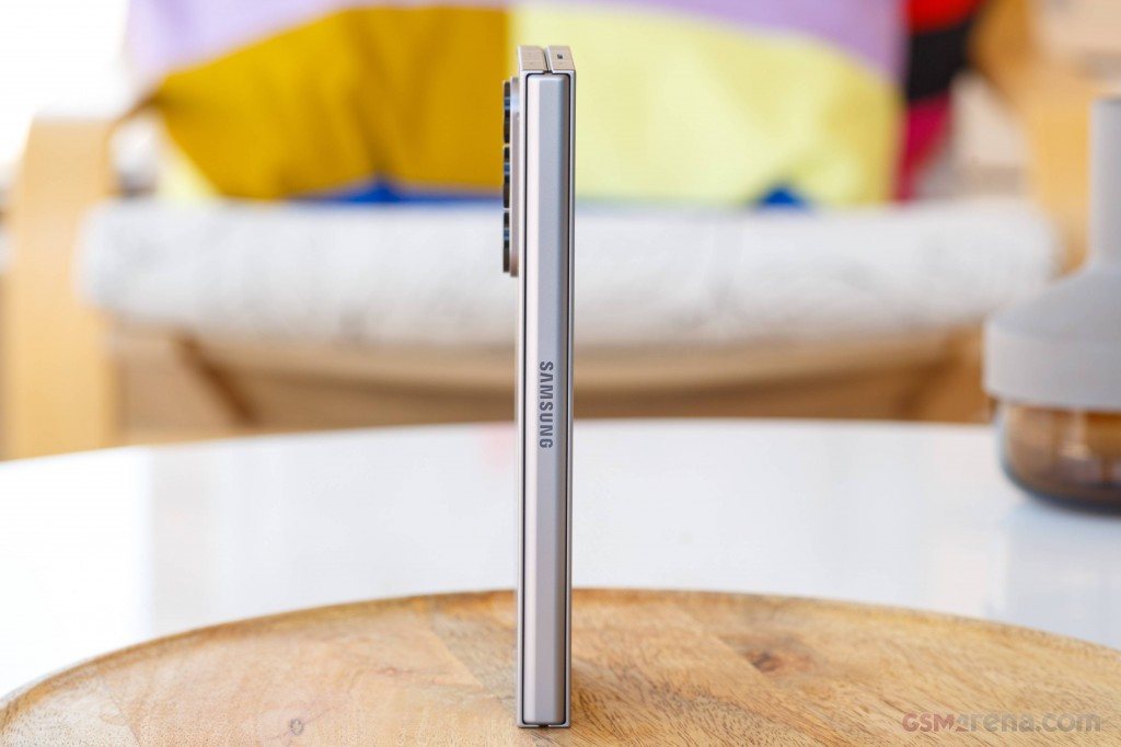 Trợ lý AI Gemini và Galaxy AI hiểu ngữ cảnh trên Galaxy Z Fold