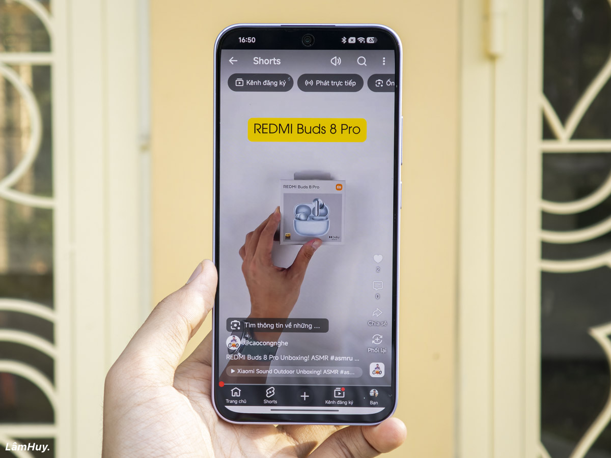 REDMI Note 17 5G mang đến trải nghiệm đọc nội dung, xem video đã mắt.