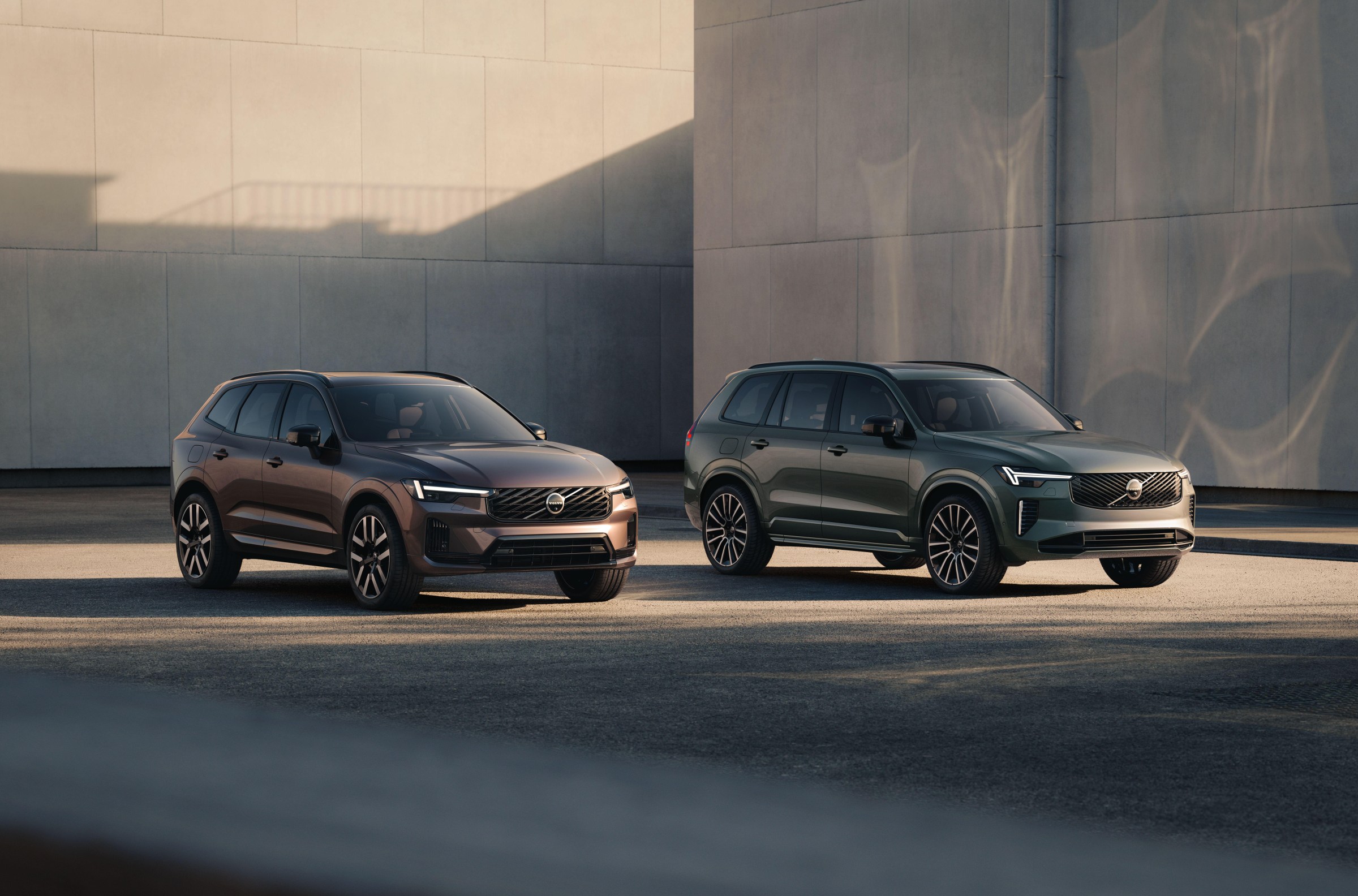 Volvo XC60 và XC90 plug-in hybrid thế hệ mới với tầm hoạt động thuần điện vượt trội