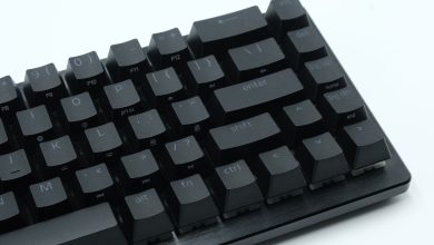 Ảnh thực tế bàn phím Razer Huntsman V3 HE Magnetic trên bàn làm việc