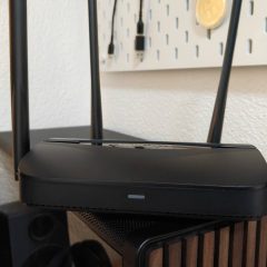 A Mercusys BE3600 MR25BE Wi-Fi 7 router.