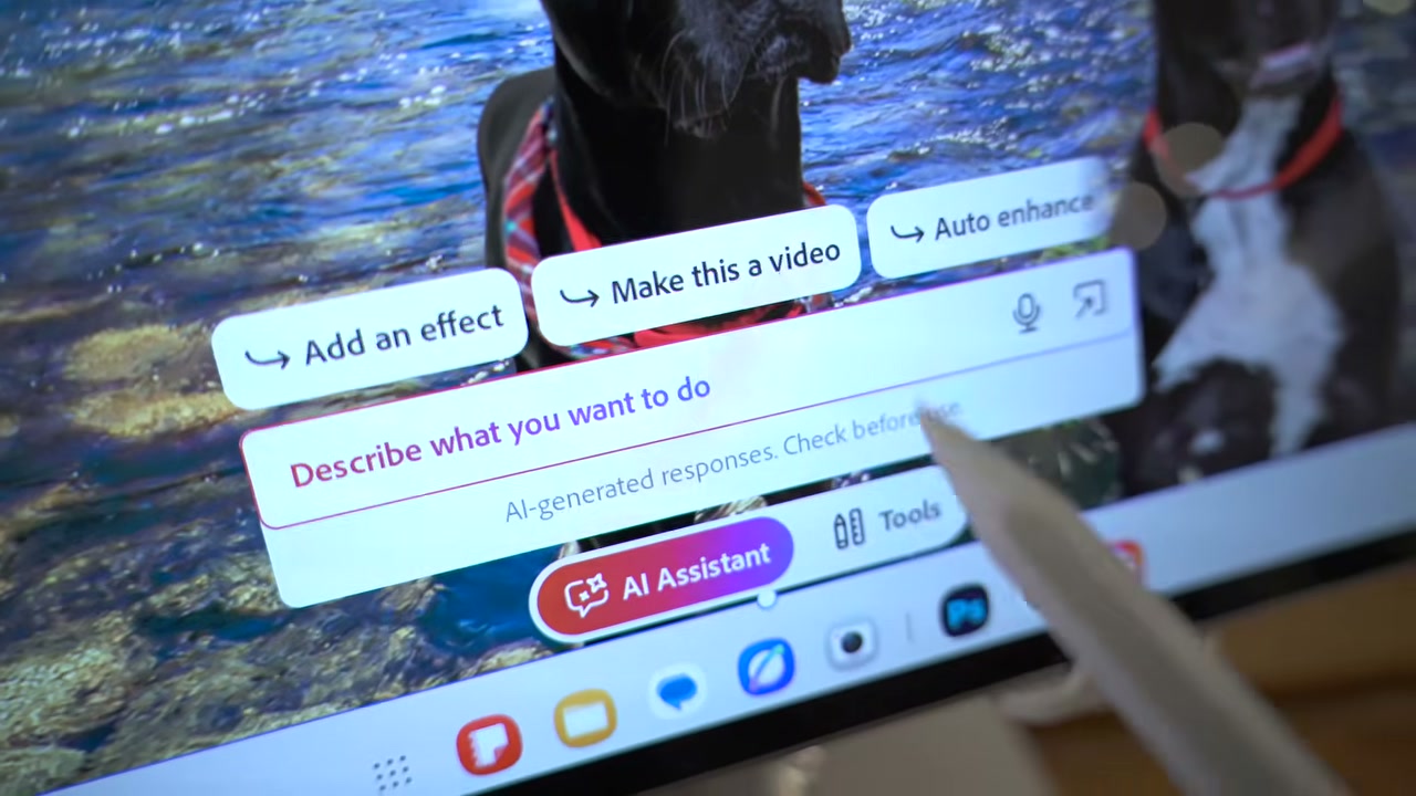 AI Assistant trong Photoshop bổ sung cách ra yêu cầu chỉnh ảnh, nhưng không thay thế việc kiểm tra kết quả.