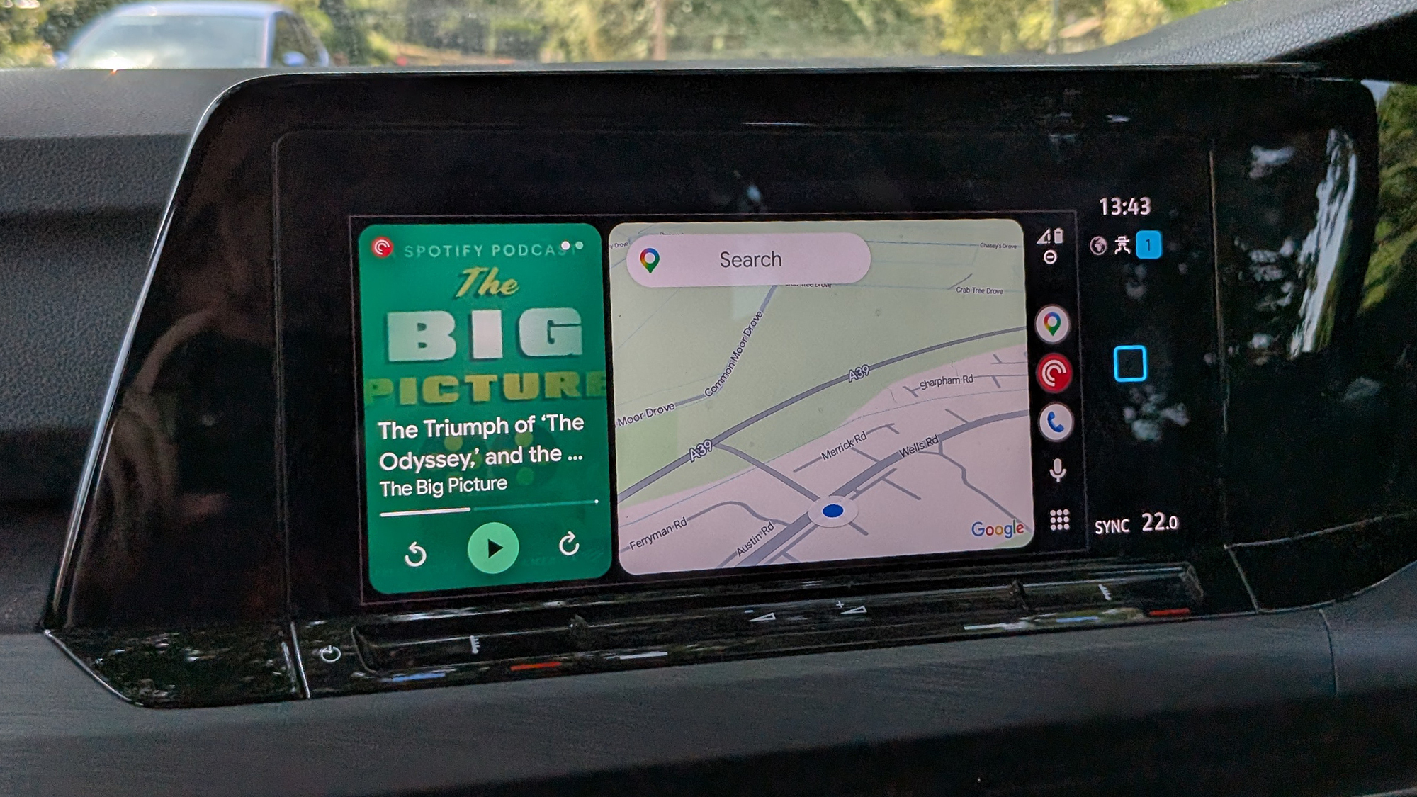 Android Auto trên màn hình giải trí ô tô