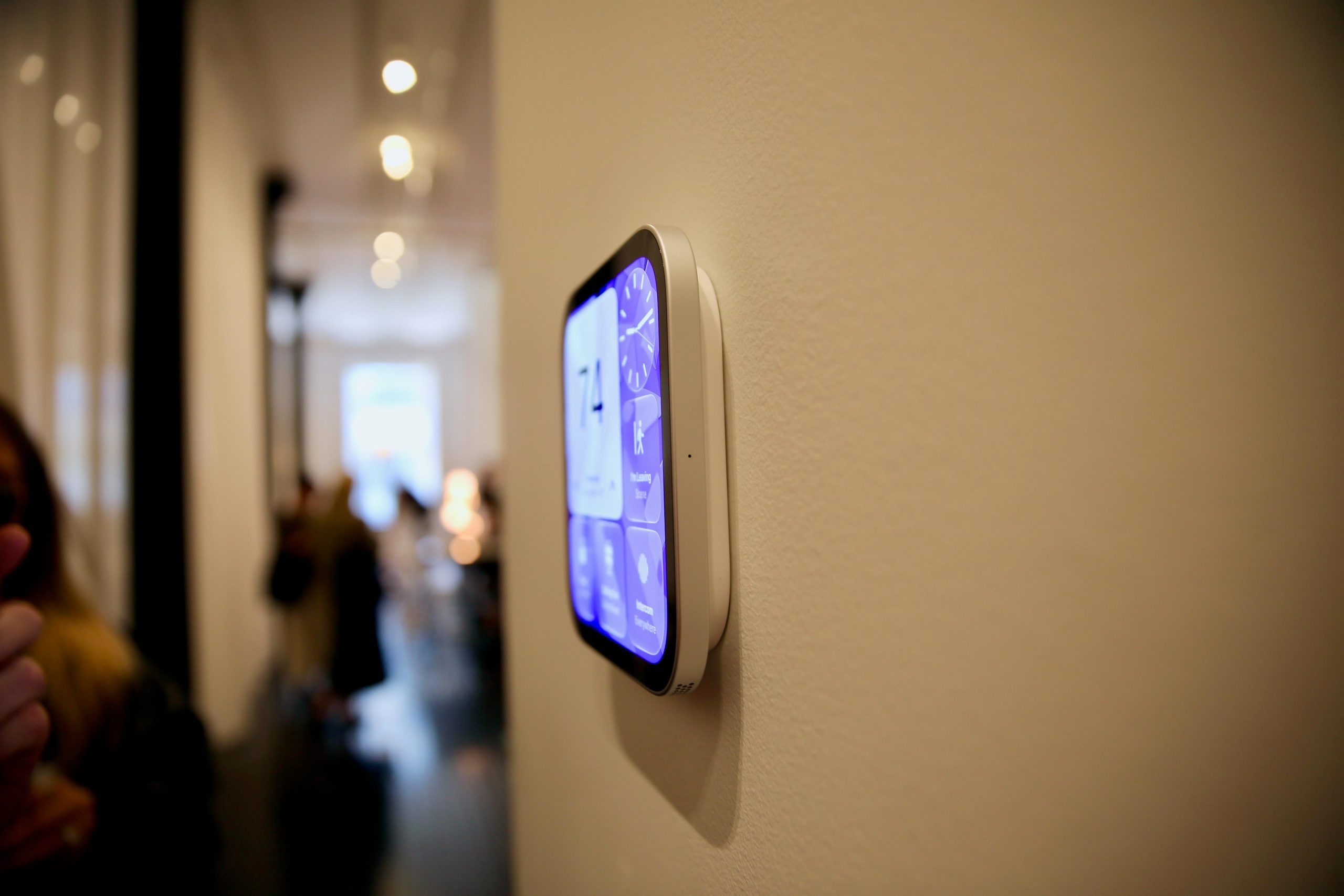 Apple HomeView gắn tường