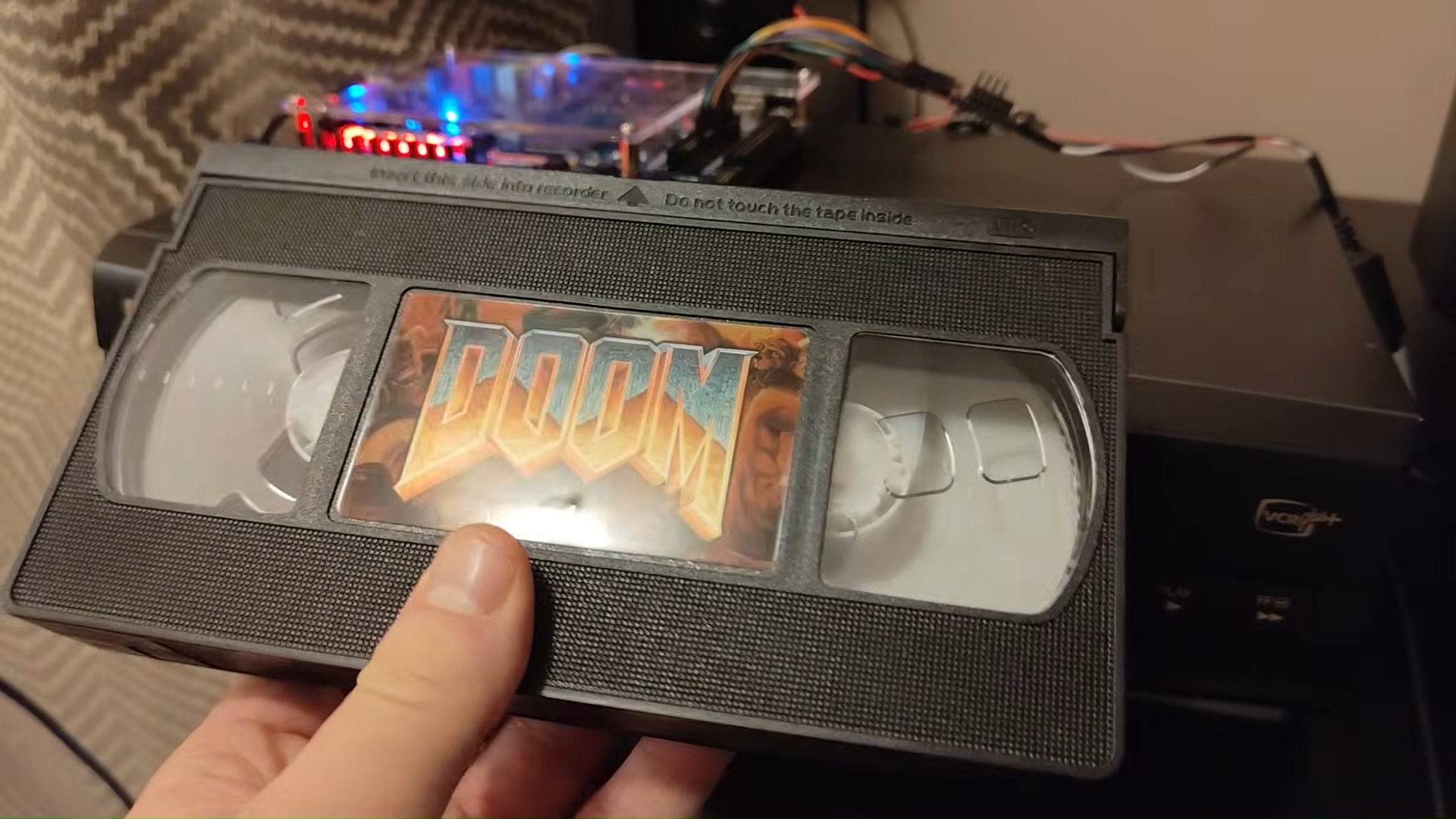 Băng VHS Doom và phần cứng GCVHS