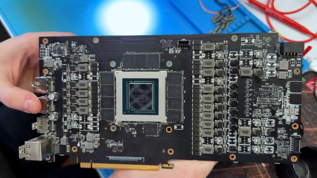Bo mạch giả được làm giống PCB RTX 4090