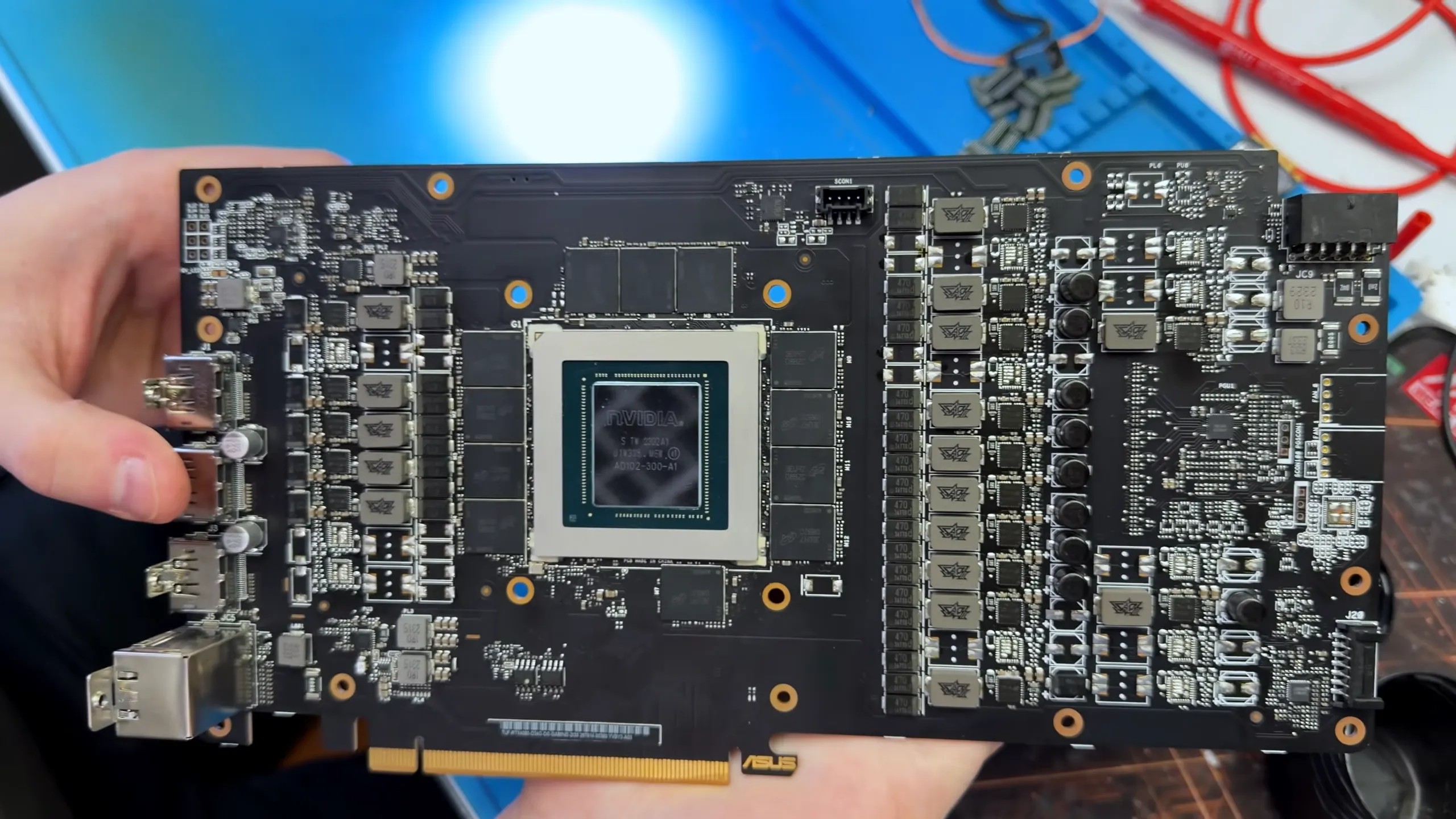 Bo mạch giả được làm giống PCB RTX 4090