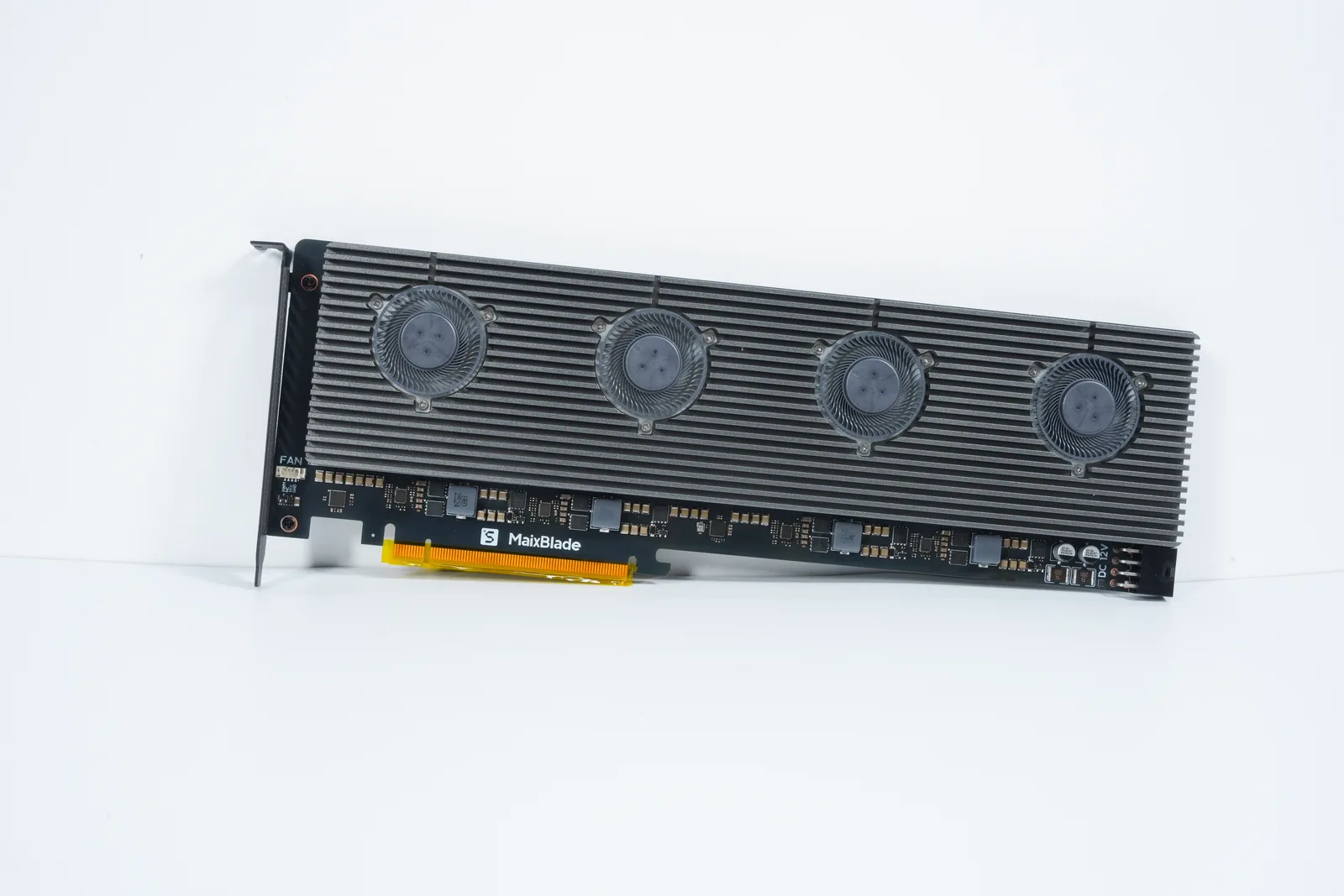Bo mạch tăng tốc MaixBlade