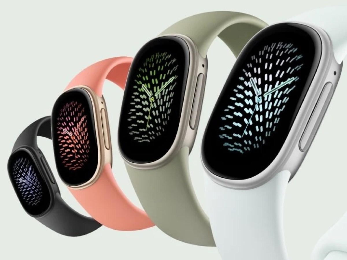Bốn chiếc Fitbit Edge nhiều màu