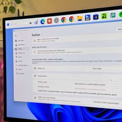 Cài đặt taskbar trong Start11 với tùy chọn kích thước Extra Large và vị trí taskbar