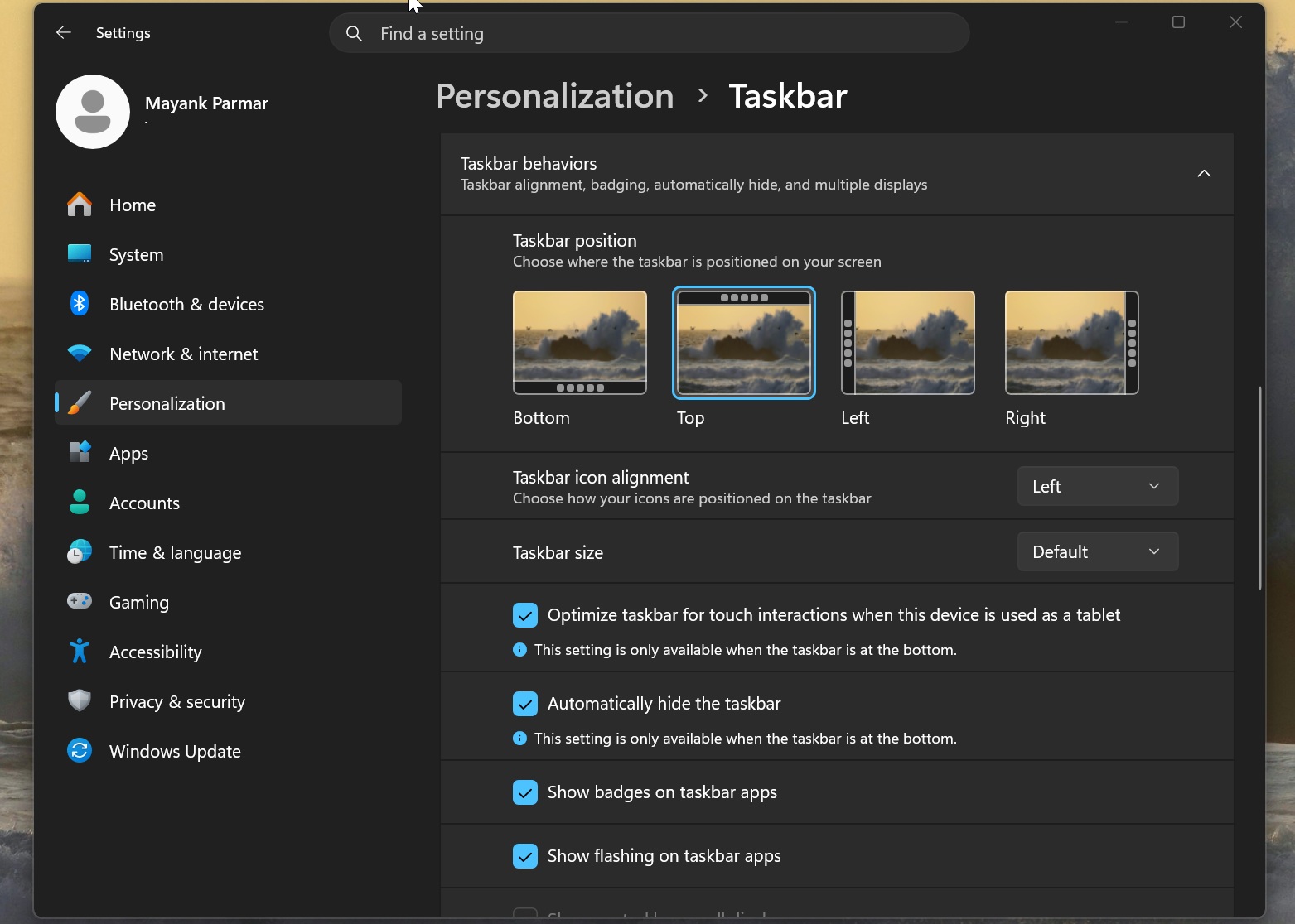 Cài đặt Windows 11 có tùy chọn tự ẩn taskbar và dòng chú thích giới hạn