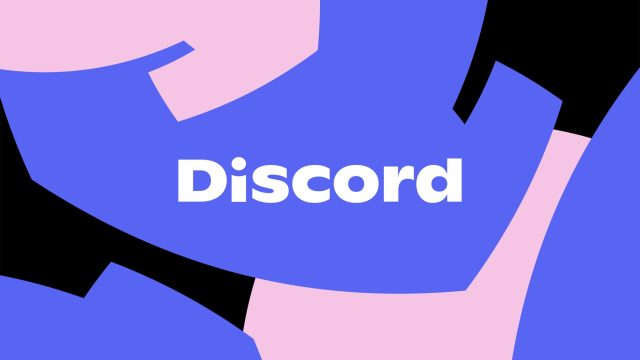 Chữ Discord trên nền đồ họa tím và hồng