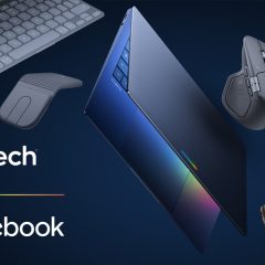 Chuột và bàn phím Logitech bên cạnh laptop Googlebook