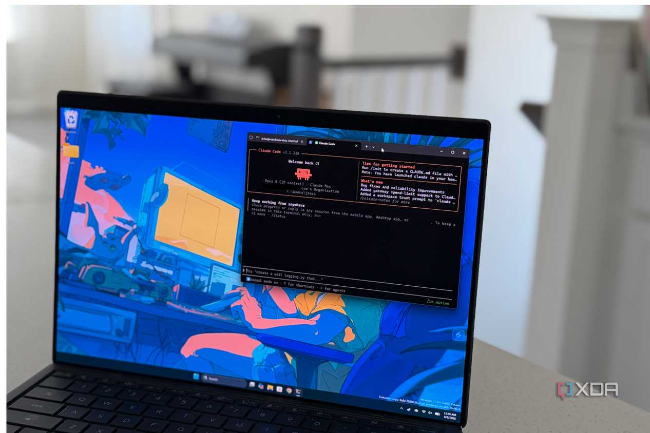 Claude Code đang mở trên màn hình laptop
