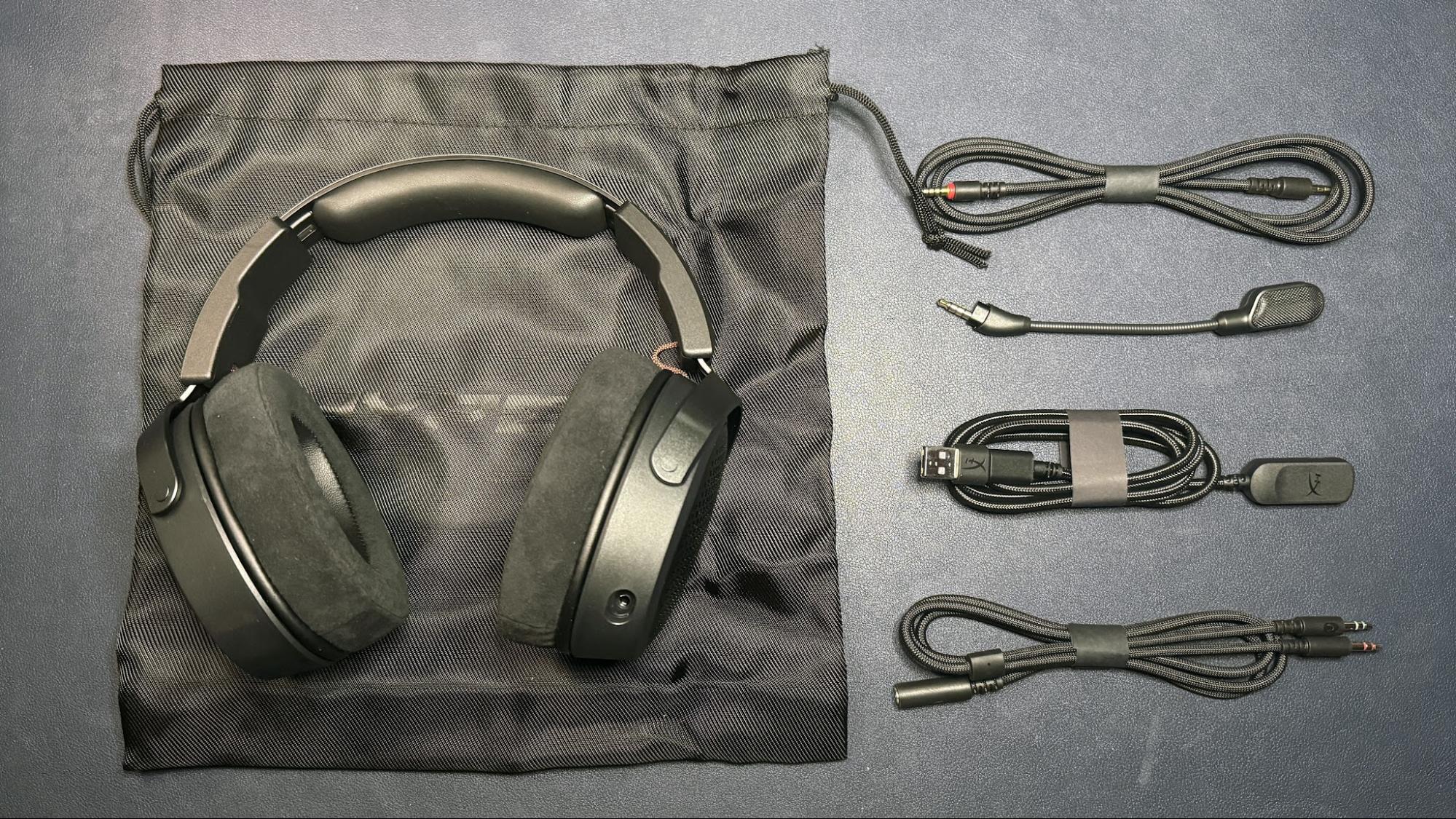 Cloud Alpha Air và dây kết nối