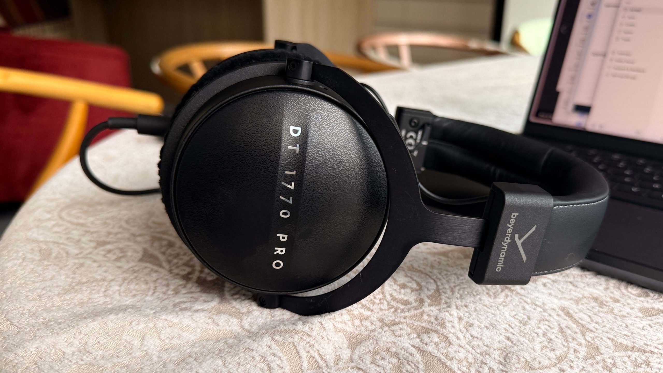 Củ tai DT 1770 Pro MKII