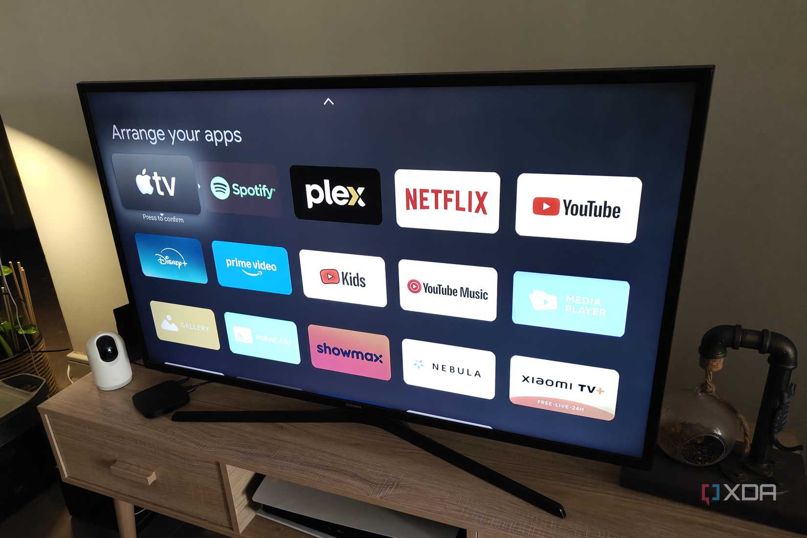 Danh sách ứng dụng có thể sắp xếp trên màn hình Google TV ở Apps only mode