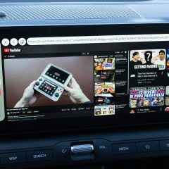 Giao diện APTV CarPlay hiển thị YouTube